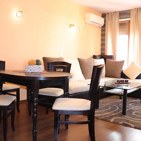 Apartment Perushtiza 3 Burgas Bagian luar foto
