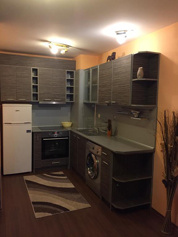 Apartment Perushtiza 3 Burgas Bagian luar foto