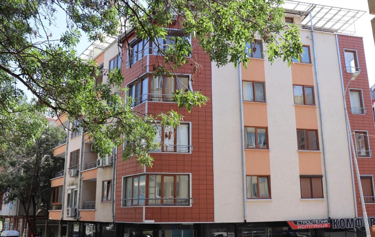 Apartment Perushtiza 3 Burgas Bagian luar foto