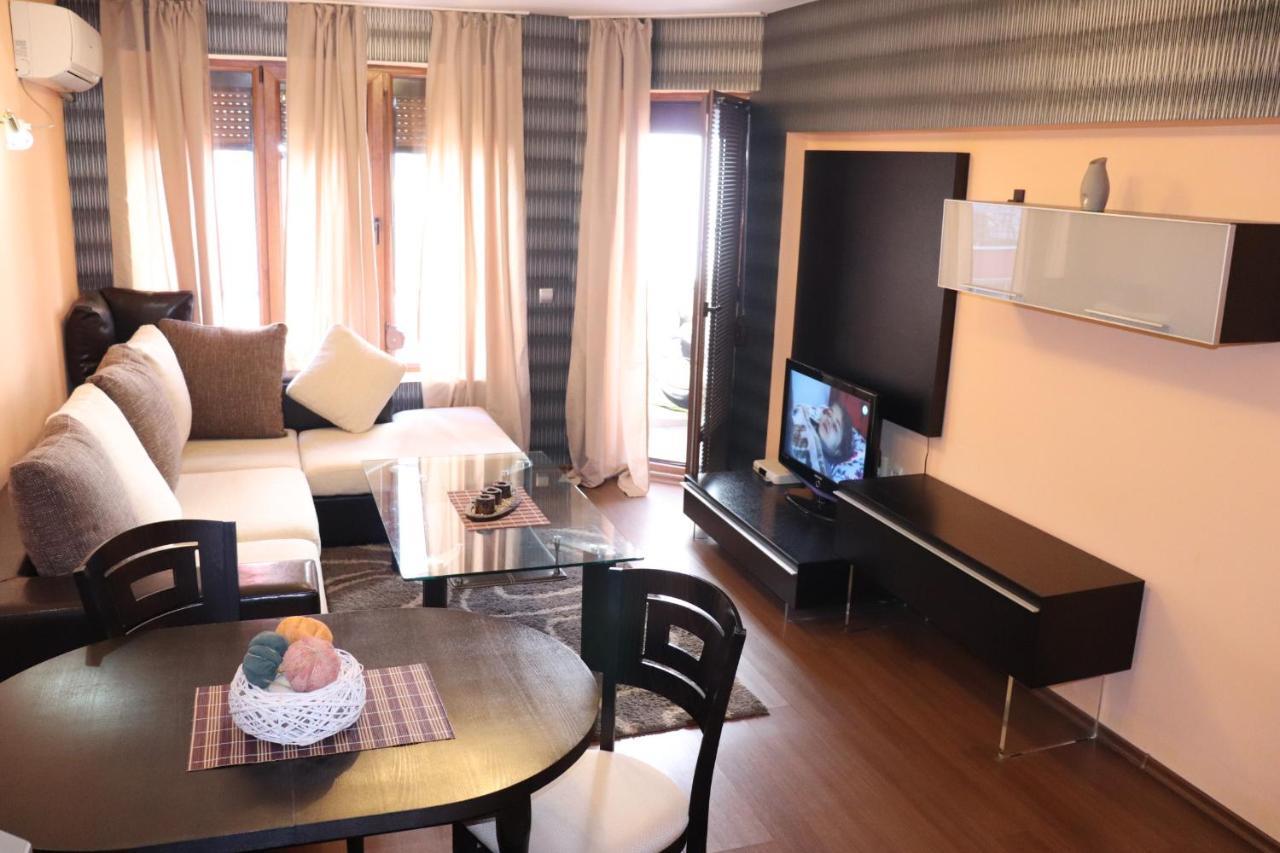 Apartment Perushtiza 3 Burgas Bagian luar foto